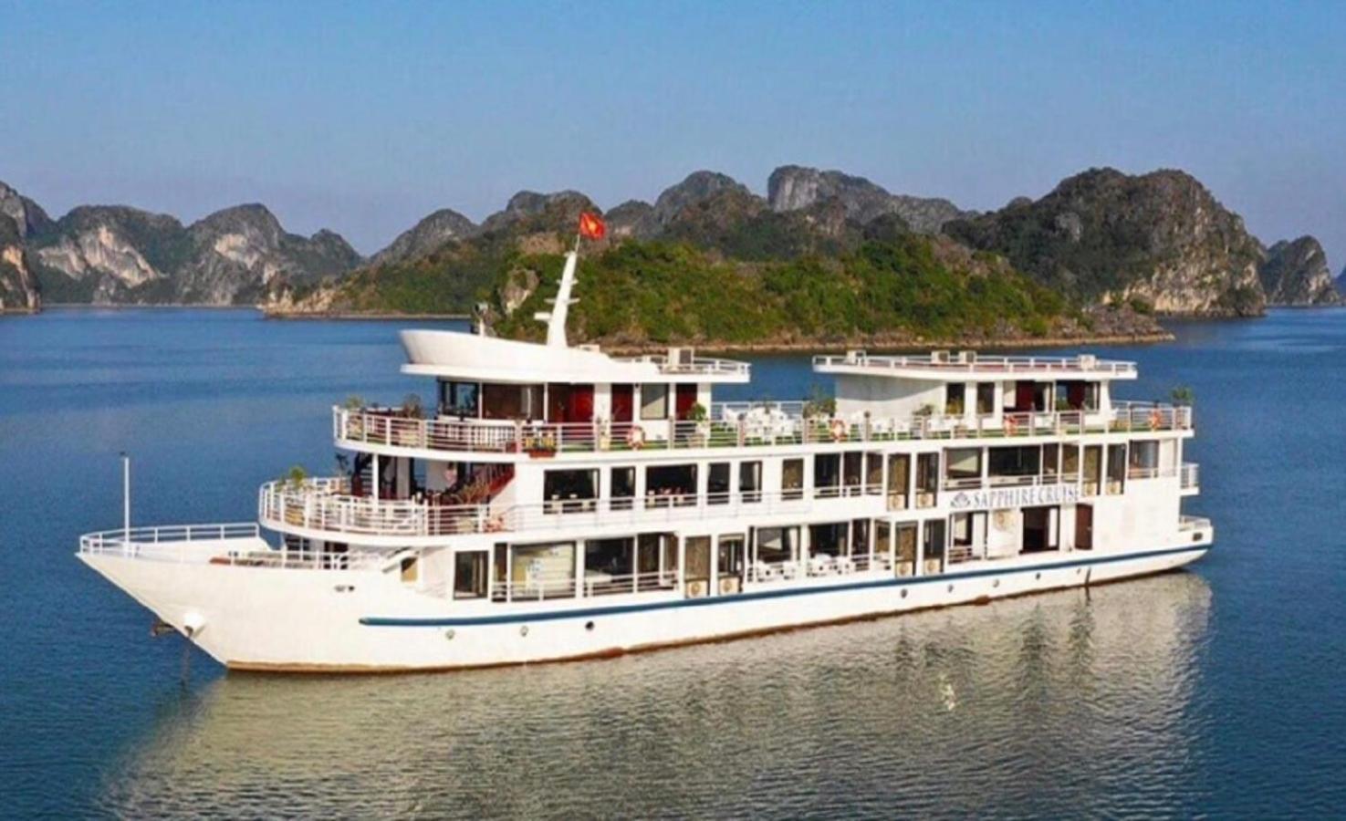 Hotel Halong Sapphire Cruises Ha Long Exteriér fotografie