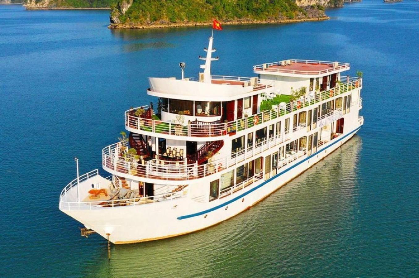 Hotel Halong Sapphire Cruises Ha Long Exteriér fotografie