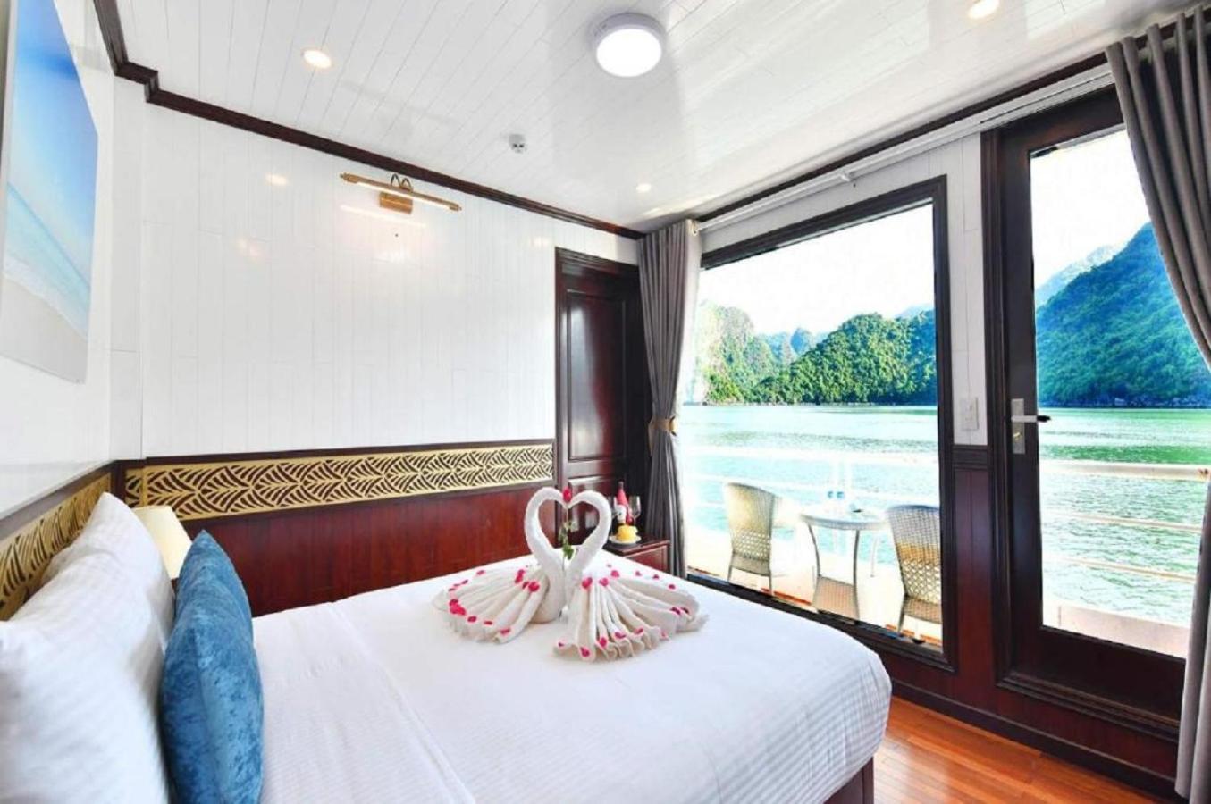 Hotel Halong Sapphire Cruises Ha Long Exteriér fotografie