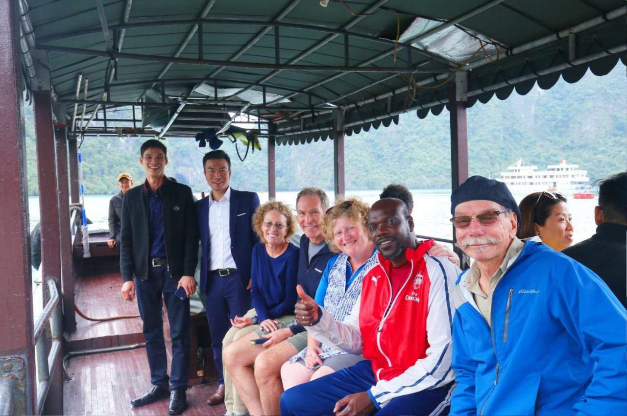 Hotel Halong Sapphire Cruises Ha Long Exteriér fotografie